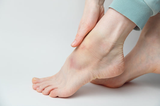 Blog describing the two types of inflammation and the micronutrients needed to promote healing